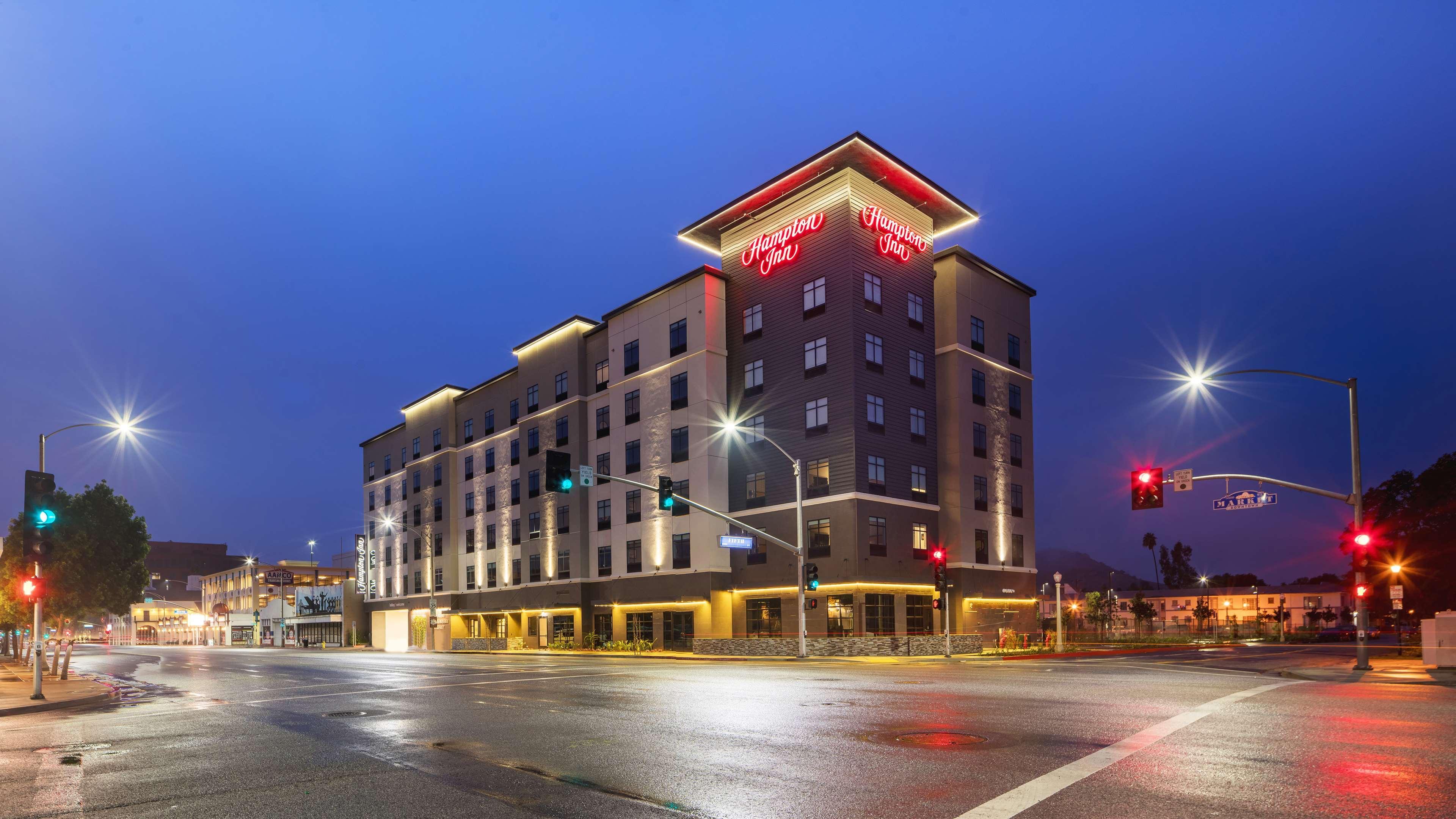 Hotel Hampton Downtown